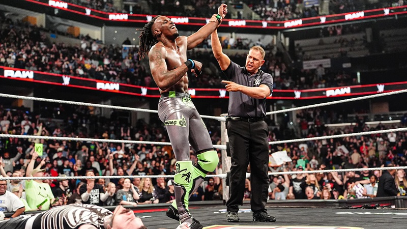 Je’Von Evans – Đô vật trẻ khuấy đảo WWE là ai?